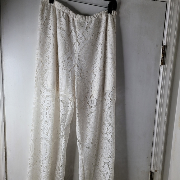 Pants - Picture 3 of 5